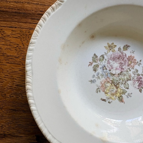 Cunningham & Pickett, Inc. Hand decorated Stratford Alliance Ohio- 1 bowl - Picture 12 of 15